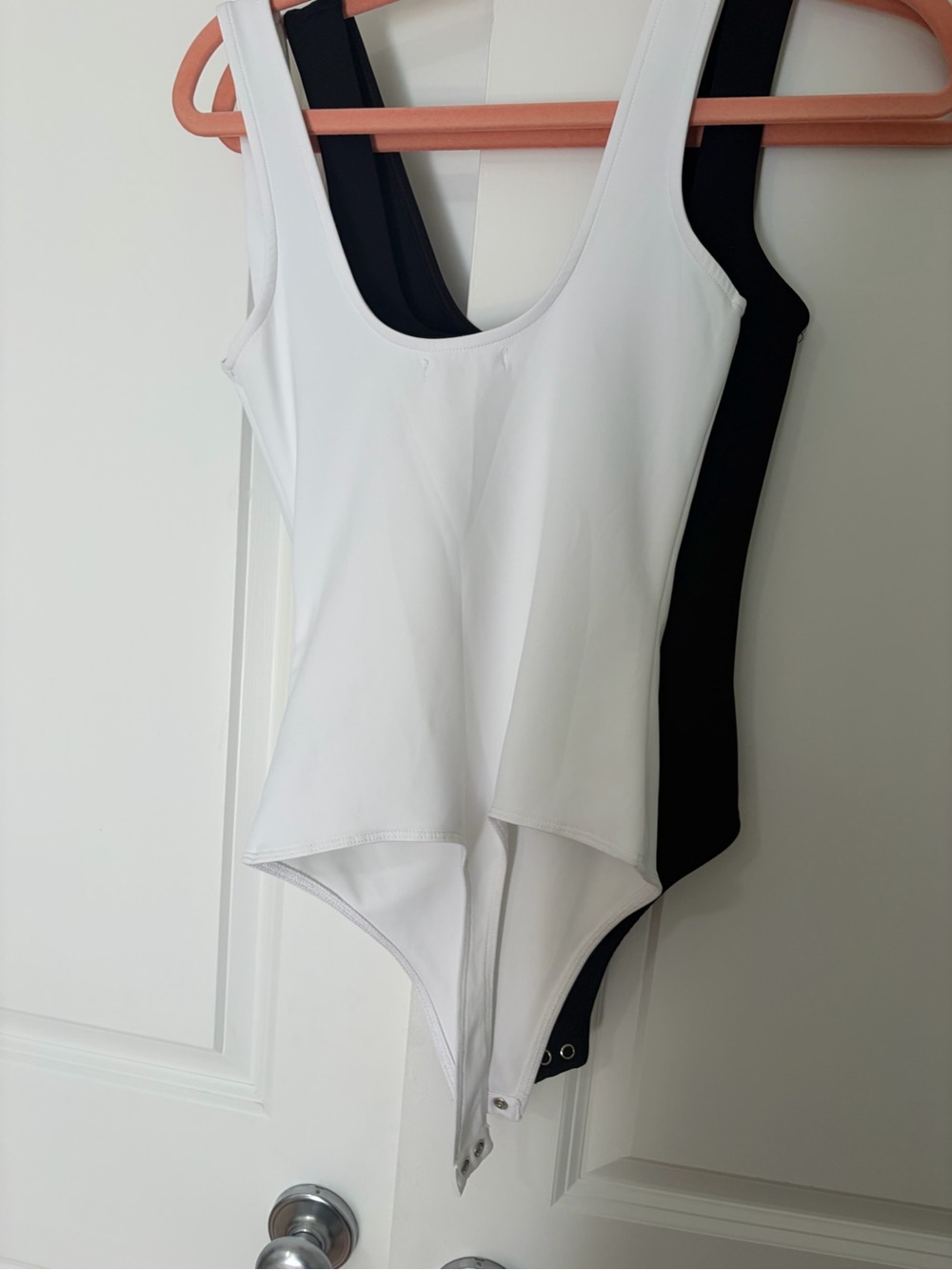 Good American Set of 2 Sculpting Square Neck Modern Tank Bodysuit XS - Picture 4 of 5